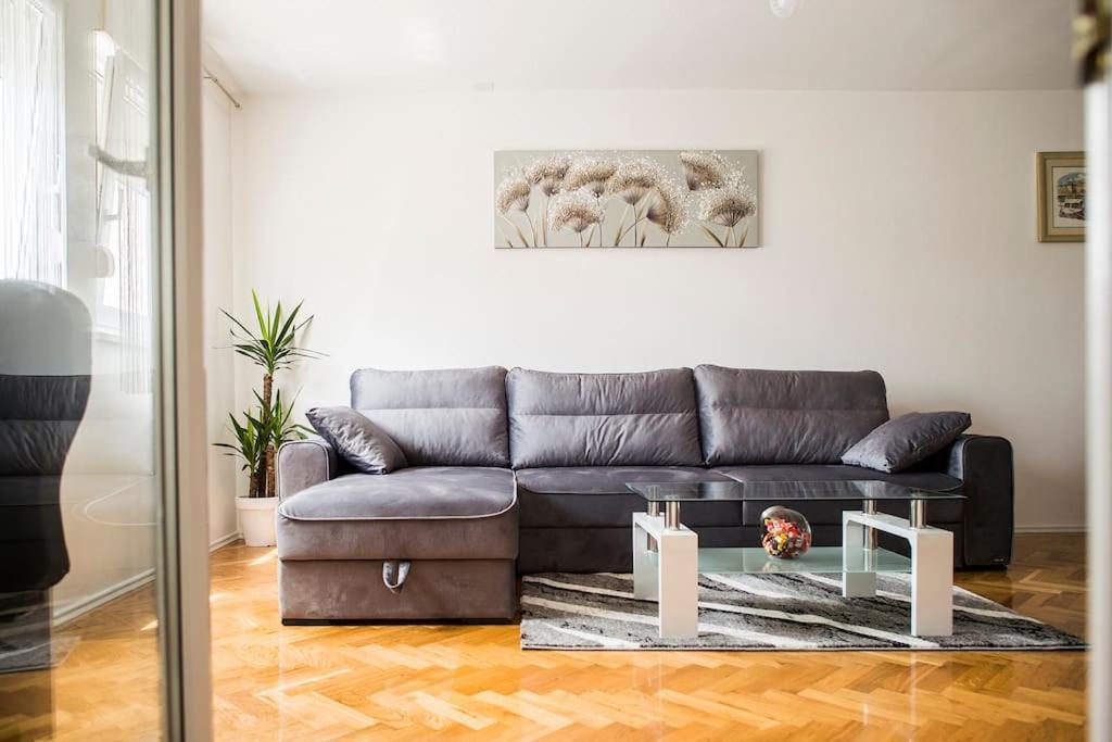 Apartment Jully Podstrana Extérieur photo